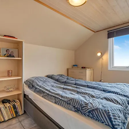 1 Bedroom Awesome In *